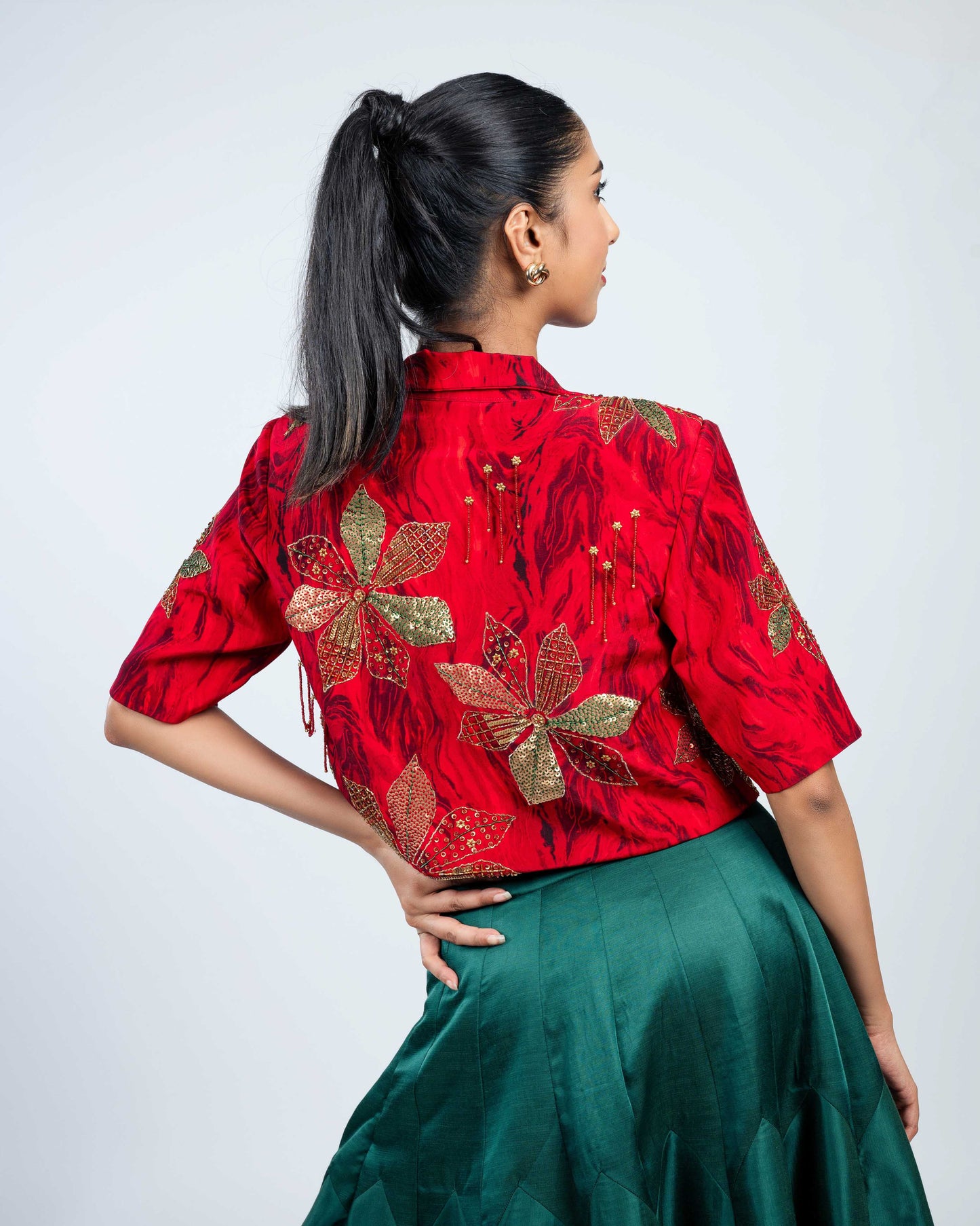 Monotone skirt set with jacket green red