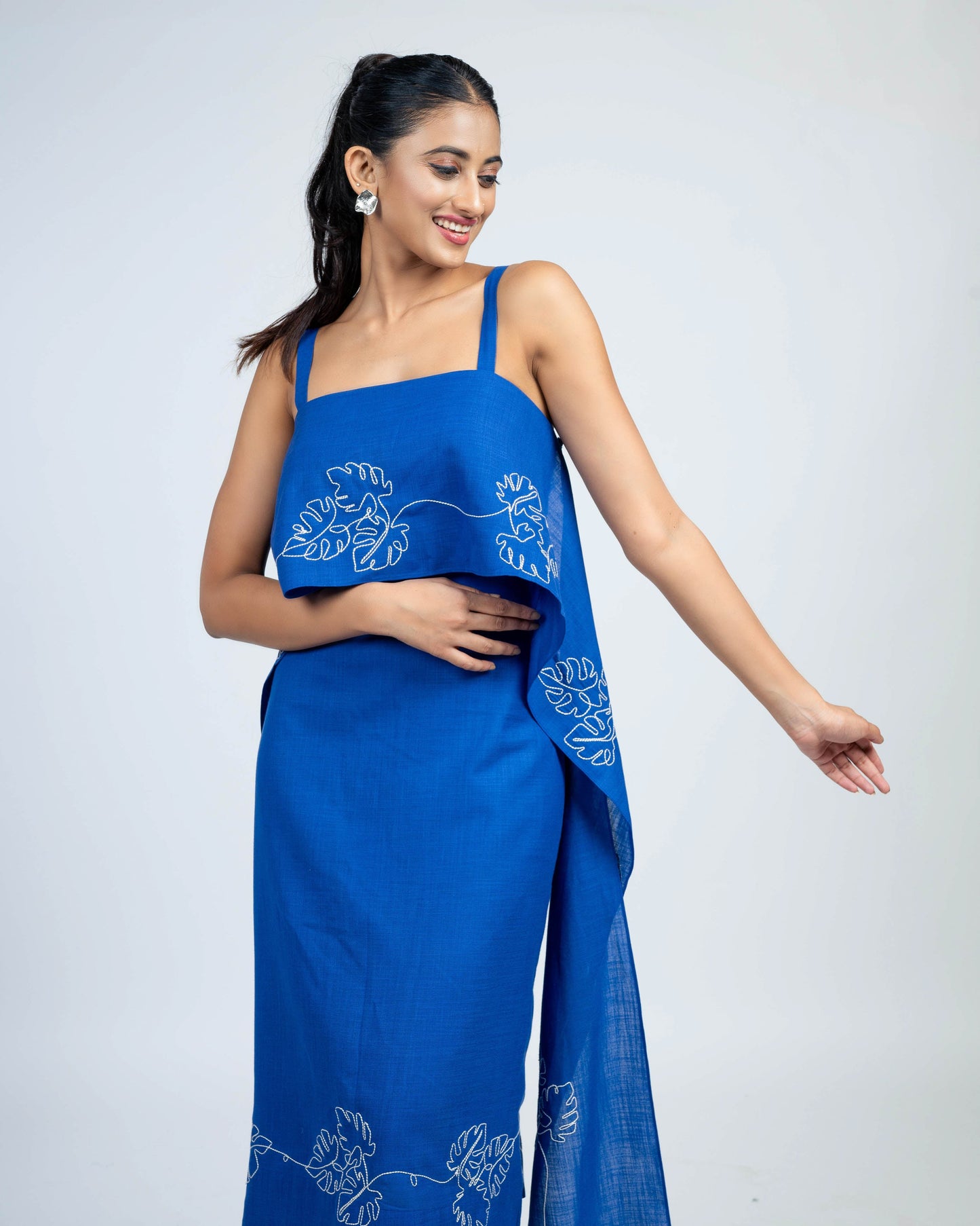 Slip around tropical embroidery dress