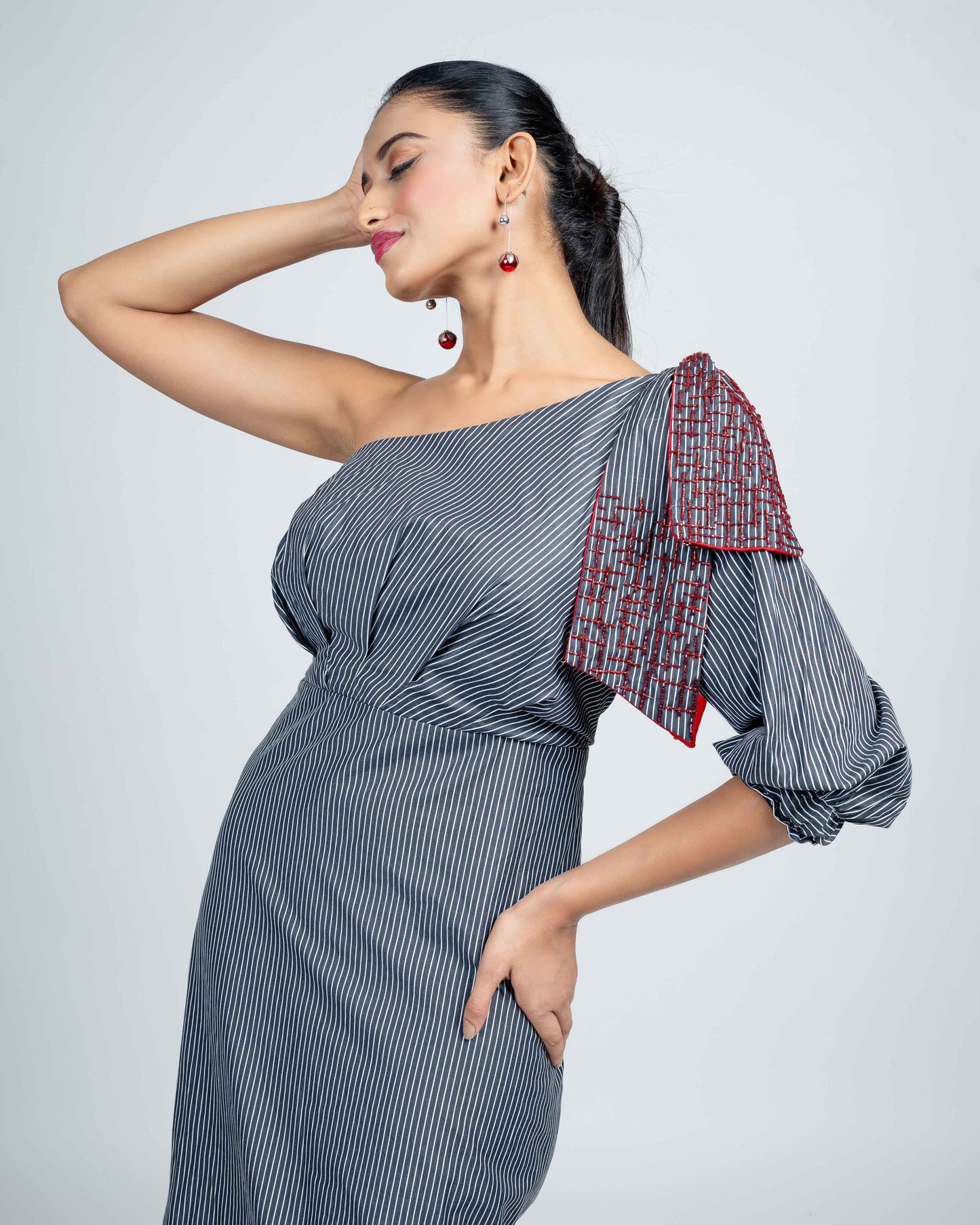 One shoulder sheath dress with bow