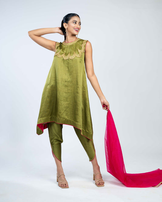 Linen satin short kurti with tulip pant
